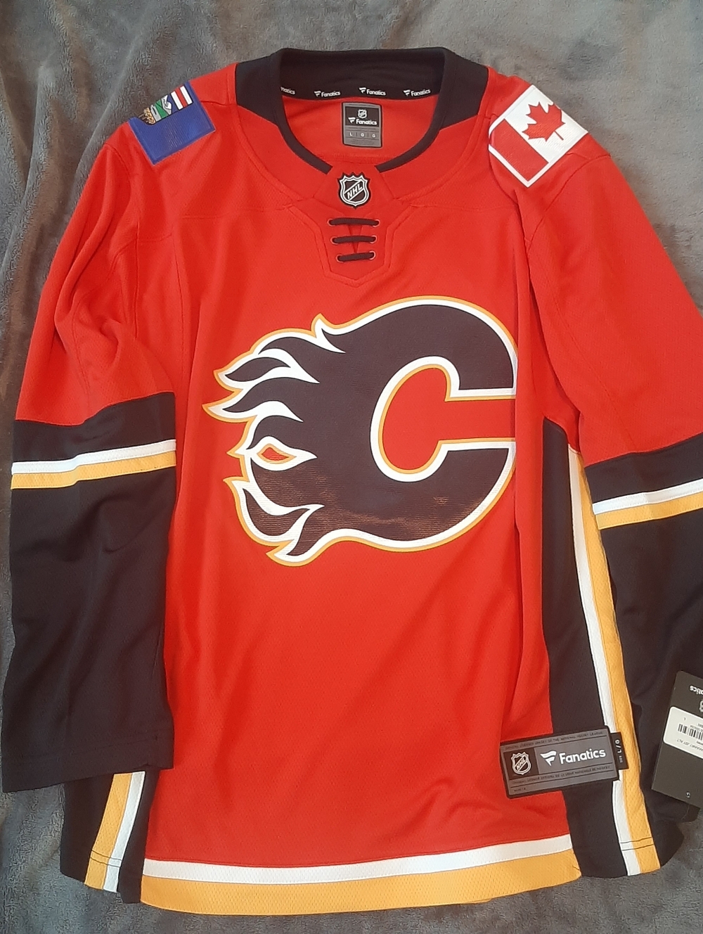 Authentic Fanatics Calgary Flames Home Jersey (L)
